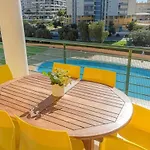 Primavera E Piscina *