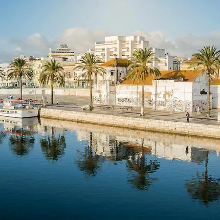 Primavera E Piscina דירה פורטימאו