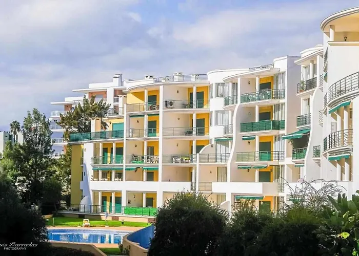 Primavera E Piscina Apartment Portimão