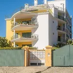 Primavera E Piscina Apartment Portimao