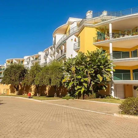 Apartment Primavera E Piscina